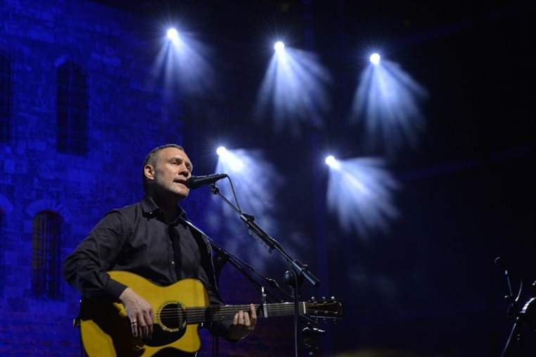 David gray at Beiteddine Festival